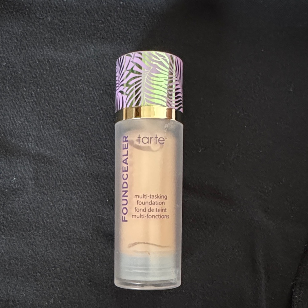 tarte Foundcealer Foundation & Concealer 22N light neutral